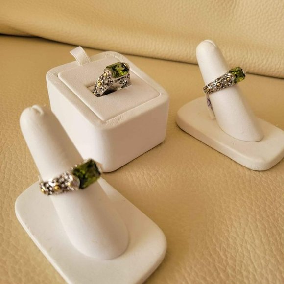 Goregous Balinese style Ring with Baquette cut Olivene Crystal NWT(size 6, 7, 8) - Picture 3 of 4